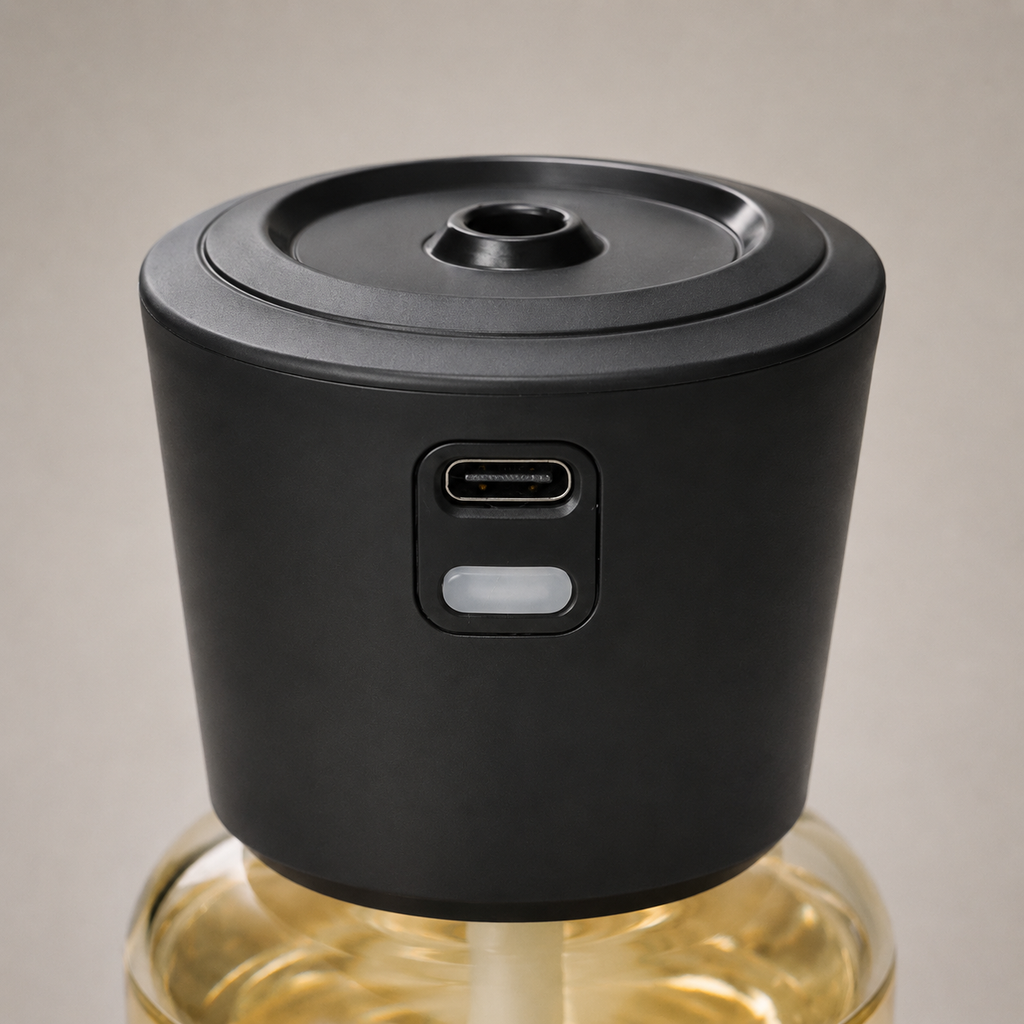 CALVIRO Ambience Type-C charging port, start-stop button and spray nozzle